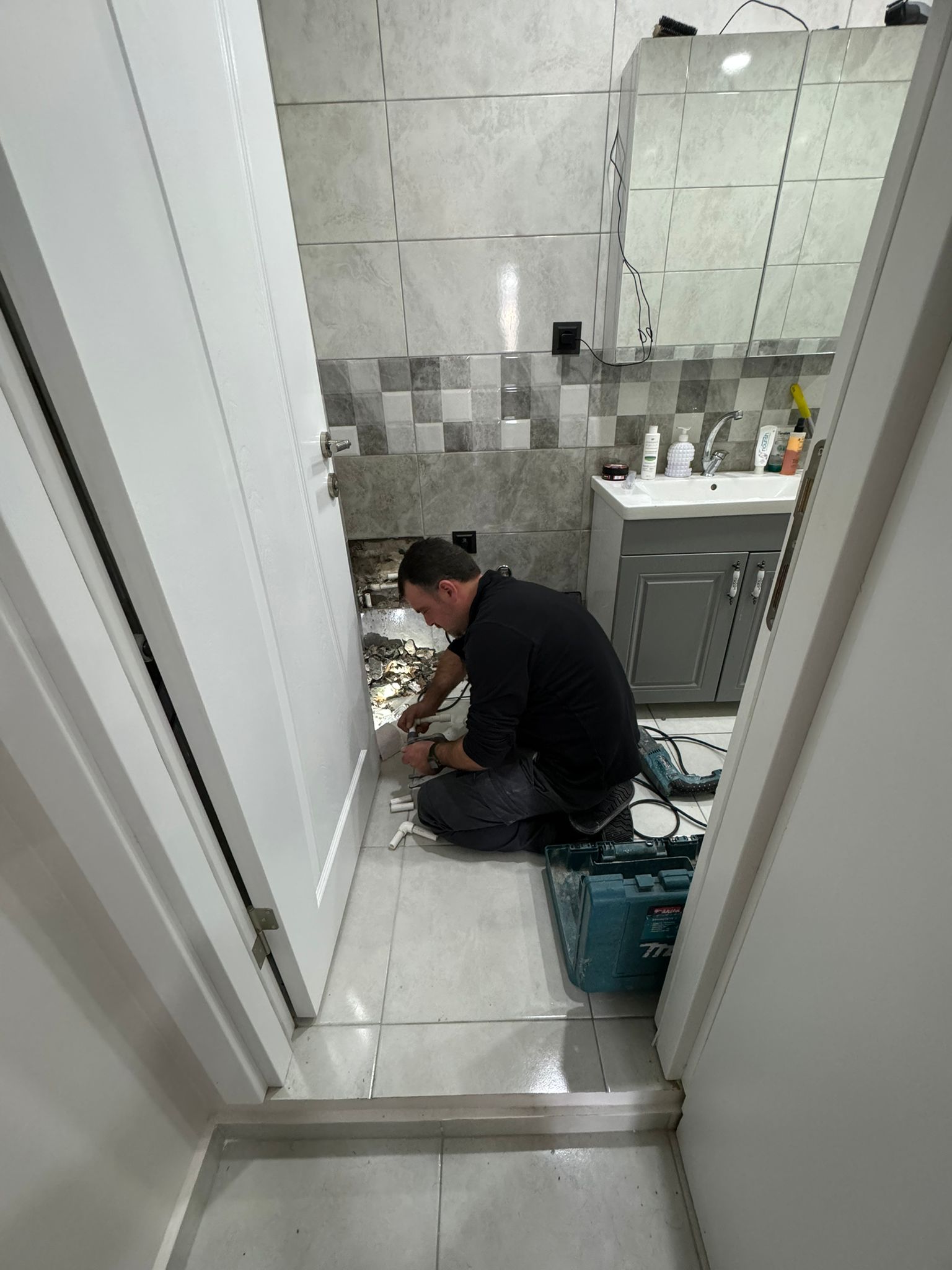 Tesisat çalışması